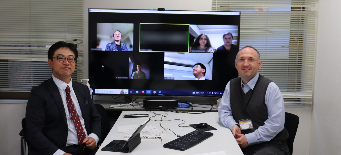 ウクライナの避難民の皆さんと、伊藤塾長